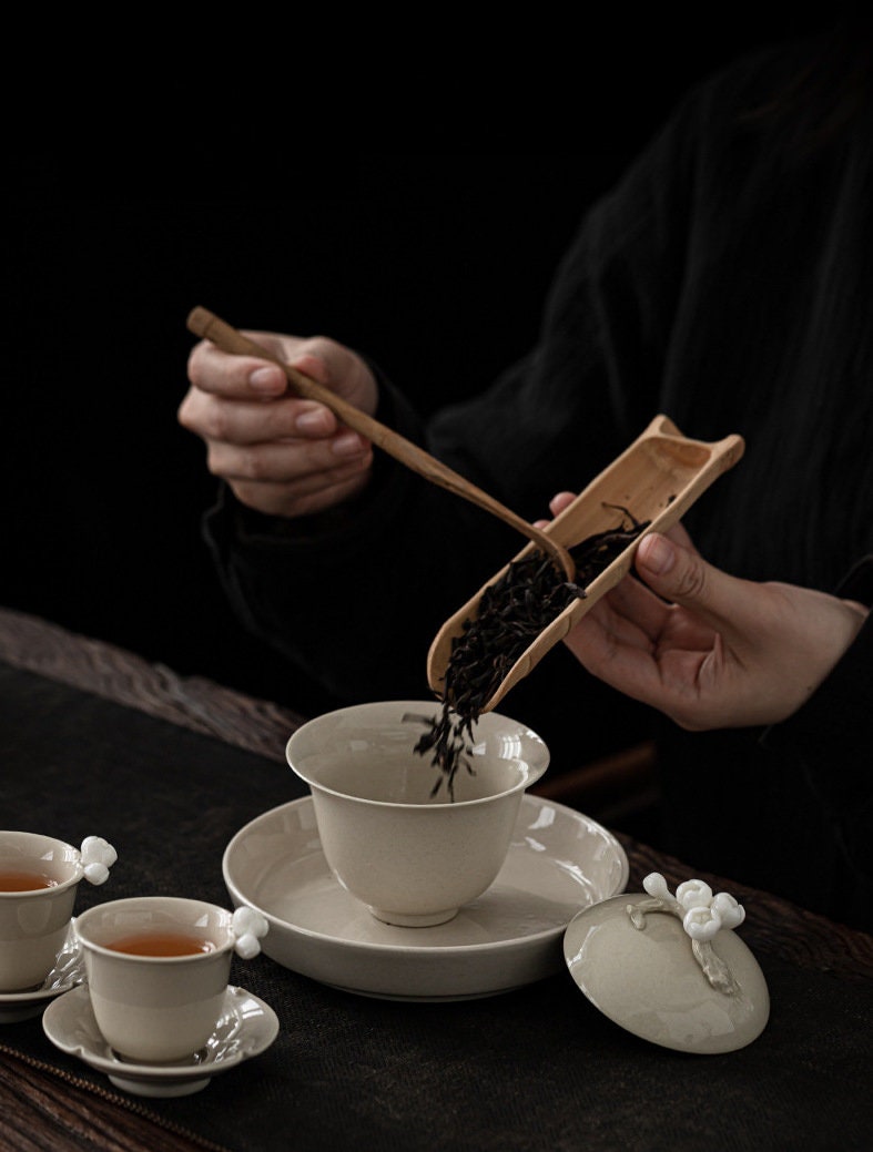 Handmade Porcelain Gaiwan with Lid 150ml/5oz | Wood Ash Glaze White Gray Gaiwan | Gaowan Tea Set | Chinese Kungfu Tea Gaiwan | Tea Cup Sets