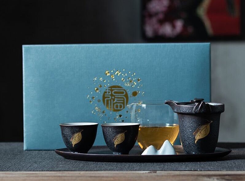 Lucky Crane Ceramic Kungfu Tea Set| Small Chinese Gongfu Tea Set for Two - 1 Teapot, 2 Cups and 1 Tea Tray | Retro Style | Tea Lover Gift