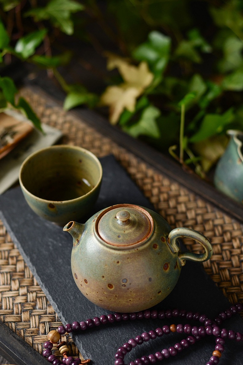 Hand Thrown Banana Leaf Green Glaze Kungfu Tea Set, Jingdezhen Gongfu Tea Set - 1 Teapot, 1 Fairness Cup and 4 Cups, Tea Lovers Gift