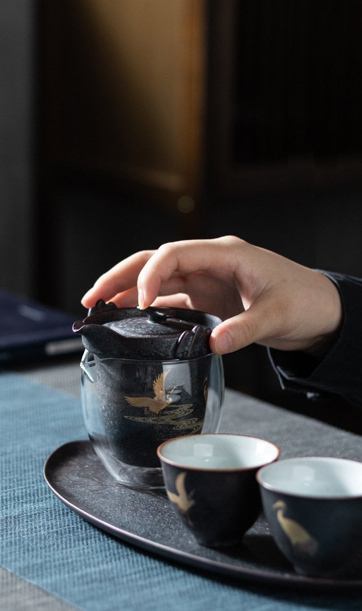 Lucky Crane Ceramic Kungfu Tea Set| Small Chinese Gongfu Tea Set for Two - 1 Teapot, 2 Cups and 1 Tea Tray | Retro Style | Tea Lover Gift