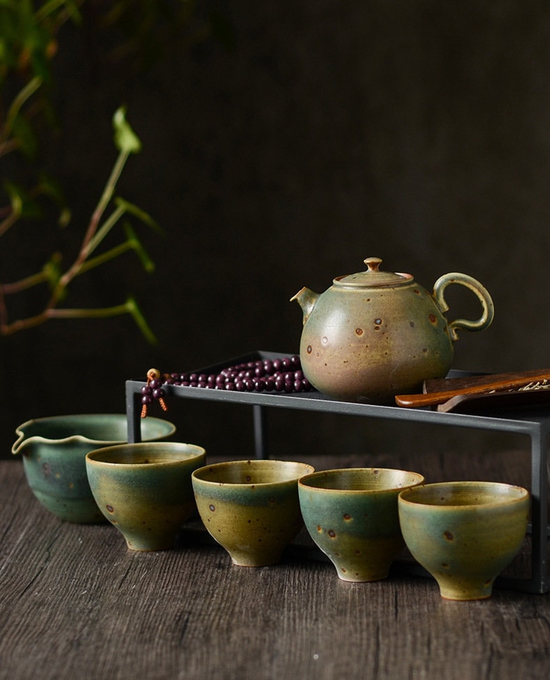 Hand Thrown Banana Leaf Green Glaze Kungfu Tea Set, Jingdezhen Gongfu Tea Set - 1 Teapot, 1 Fairness Cup and 4 Cups, Tea Lovers Gift