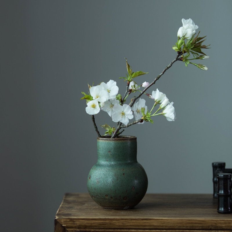 Retro Dark Green Ceramic Vase For Flowers, Hand Thrown Flower Vase, Ceramic Small Vase for Kungfu Tea Table Decor, Home Decor Vase