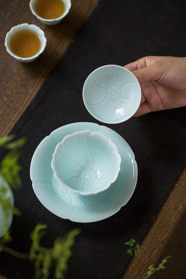Handmade Sunflower Shape Gaiwan Set, Jingdezhen Porcelain Gaiwan Set - 1 Gaiwan + 2 Cups, Thin Walled Gaiwan, Gift to Tea Lovers