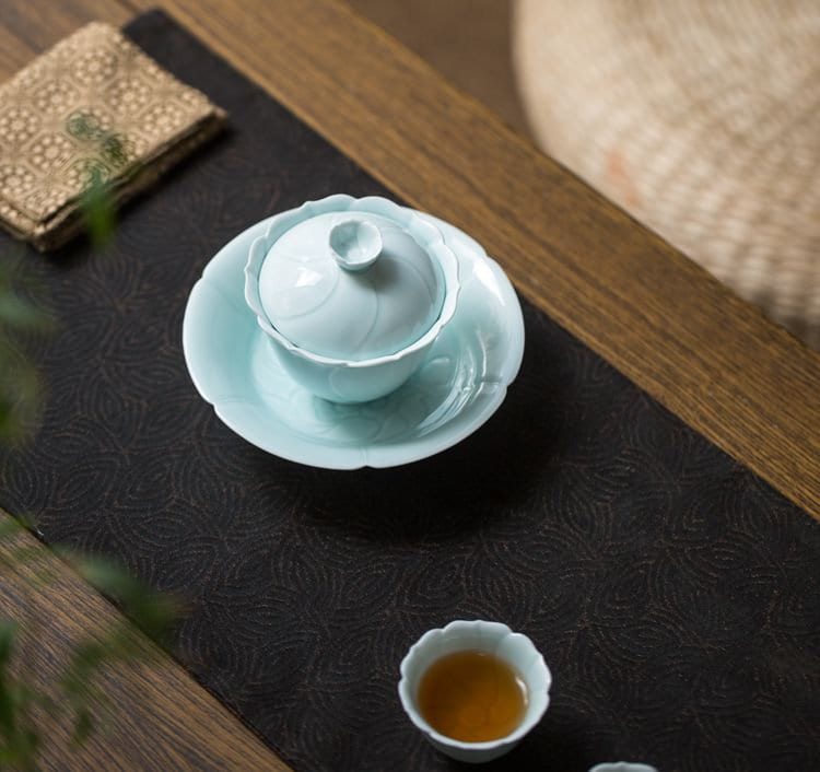 Handmade Sunflower Shape Gaiwan Set, Jingdezhen Porcelain Gaiwan Set - 1 Gaiwan + 2 Cups, Thin Walled Gaiwan, Gift to Tea Lovers