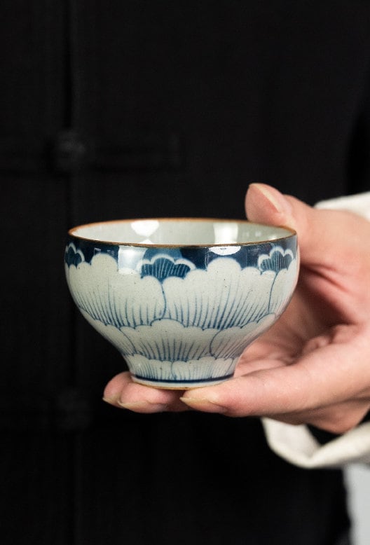 Fanggu Style Blue White Peony Gaiwan Set, Jingdezhen Handmade Gaiwan with Cups, Porcelain Gaiwan with Saucer, Kungfu Tea Lovers Gift