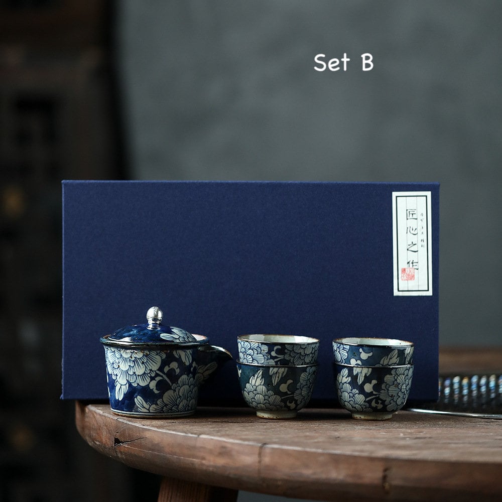 Handmade Stoneware Gongfu Teapot Set, Jingdezhen Blue White Floral Gaiwan Teapot Set - 1 Teapot 4 Cups, Gift for Tea Lovers, 2 Styles