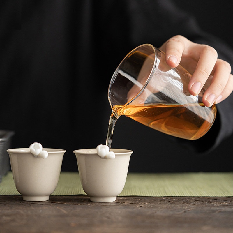 Handmade Plum Flower Gaiwan Set for loose leaf tea brewing, Gaiwan Set - 1 Gaiwan, 6 cups and 1 glass pitcher, Gongfu Tea Ceremony Set