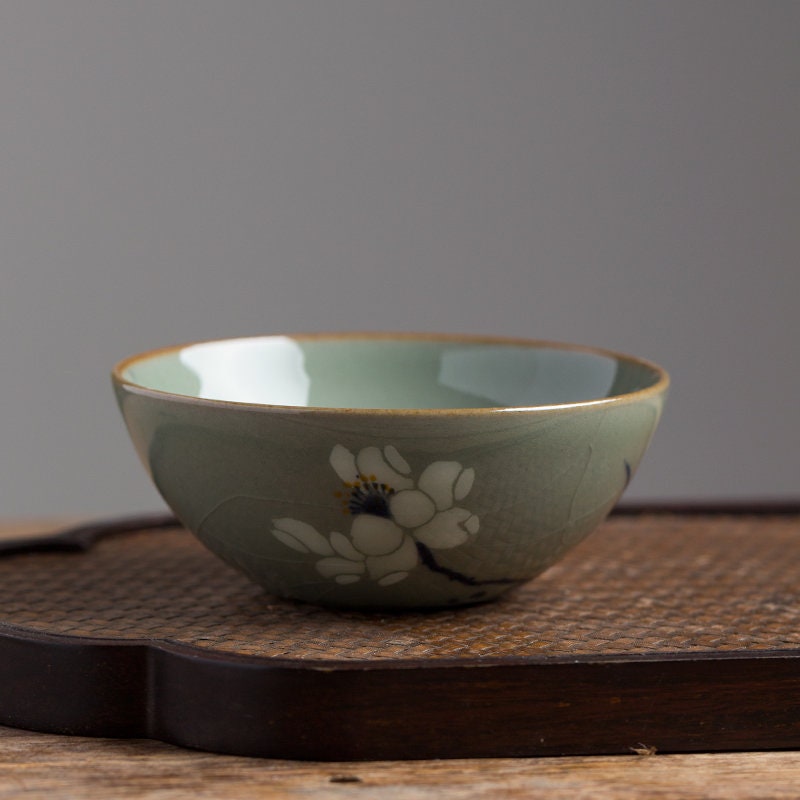 Wood-Fired Kiln Blue White Pu-erh Tea Cup 75ml /2.5oz, Hand Painted Tea Cup, Chinese Master tea Cups, 2 Styles, Gift for Kungfu Tea Lovers