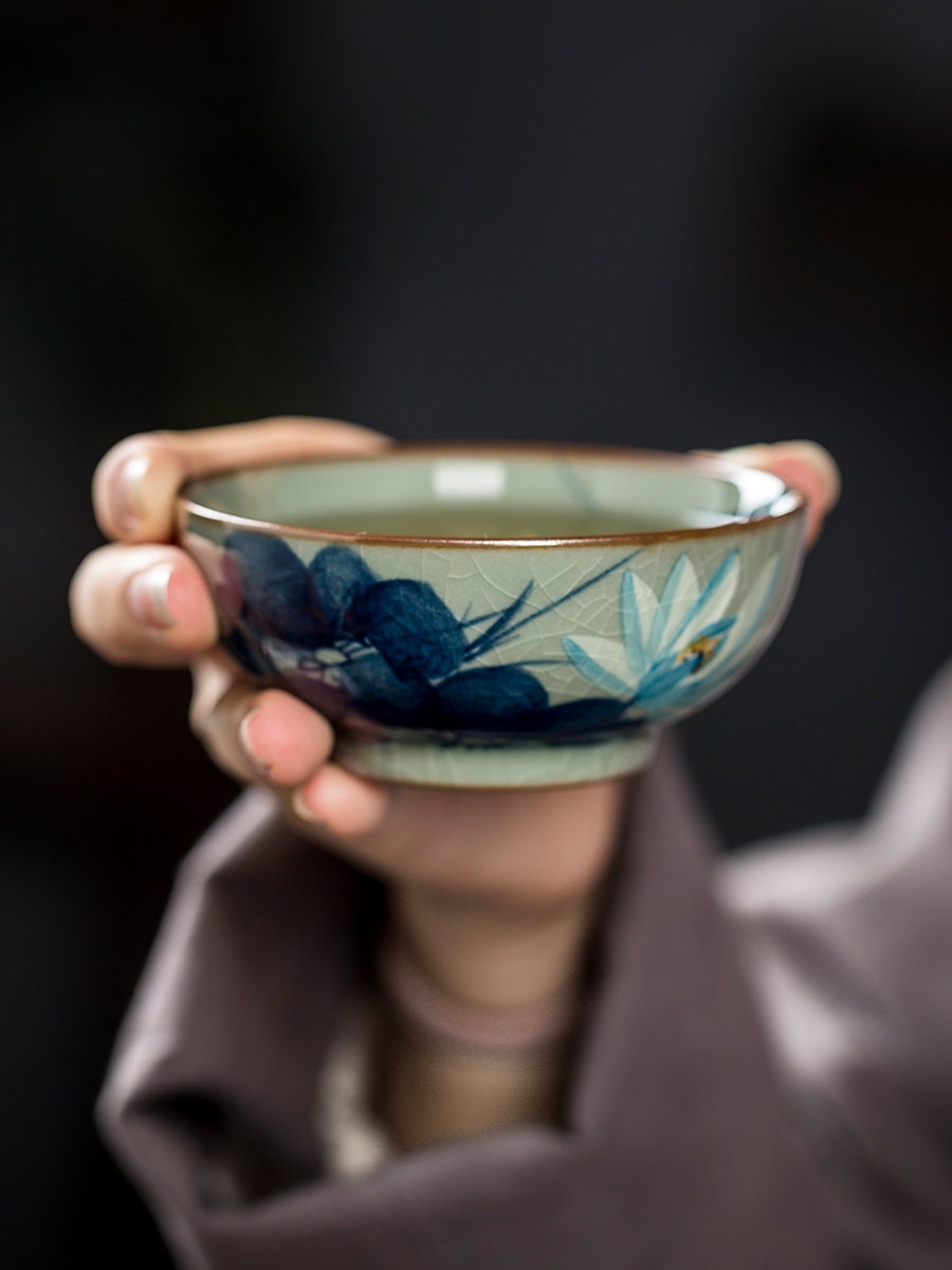 Blue White Lotus Gaiwan 150ml/5oz, Wood-Fired Kiln Gaiwan, Handmade Jingdezhen Porcelain Gaiwan, Gaiwan for Pu-Erh Tea, Gift to Tea Lovers