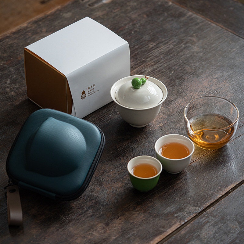 Hand Pinched Gourd 'HuLu' Gaiwan Set with Cups, Travel Tea Set - 1 Gaiwan 2 Cups 1 Glass Pitcher, Thin Wall, Gift to Kungfu Tea Lovers