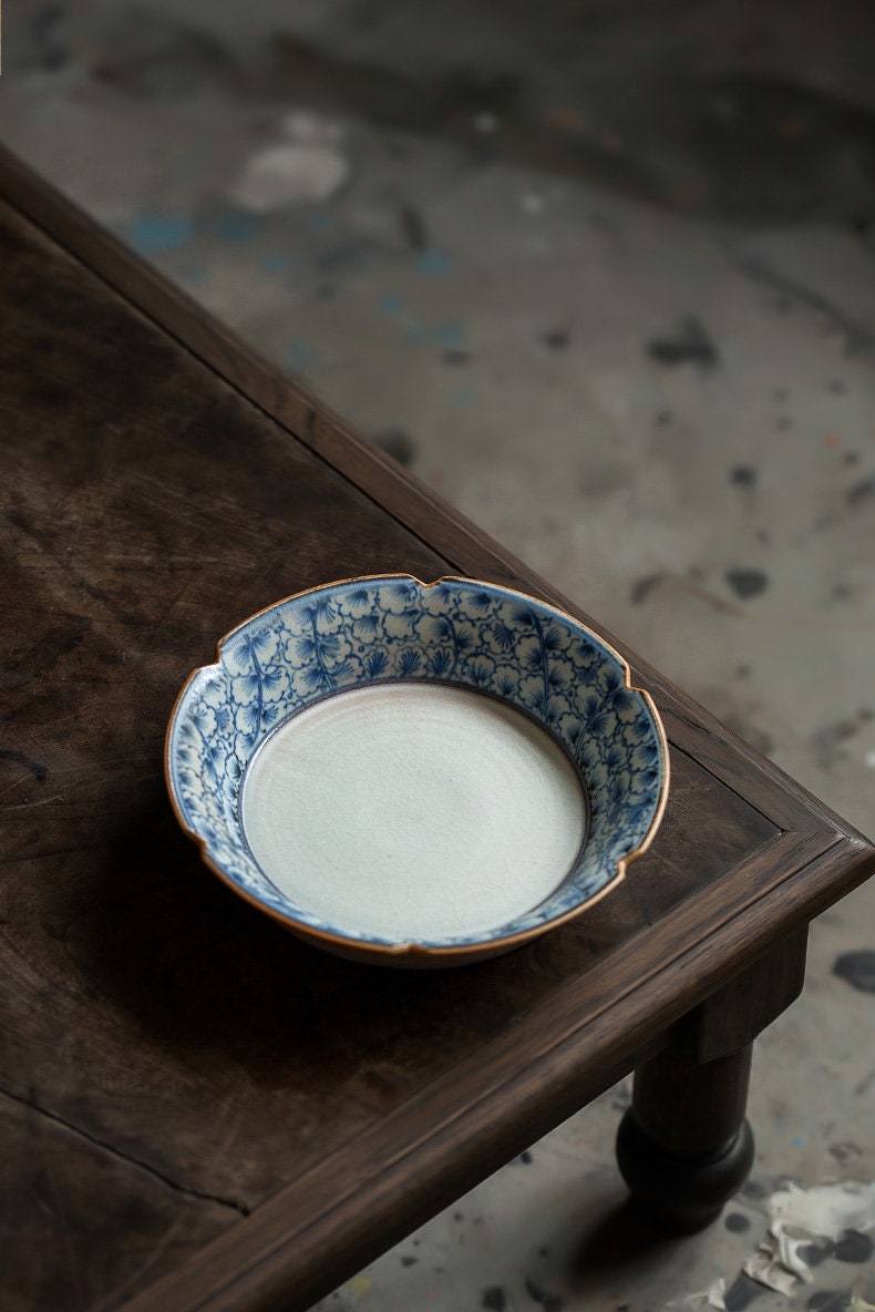 Hand Painted Ginkgo Leaves Ceramic Teapot Holder (Hu Cheng), Fanggu Style Blue White Teapot Stand, Cup Holder, Gongfu Tea Accessories