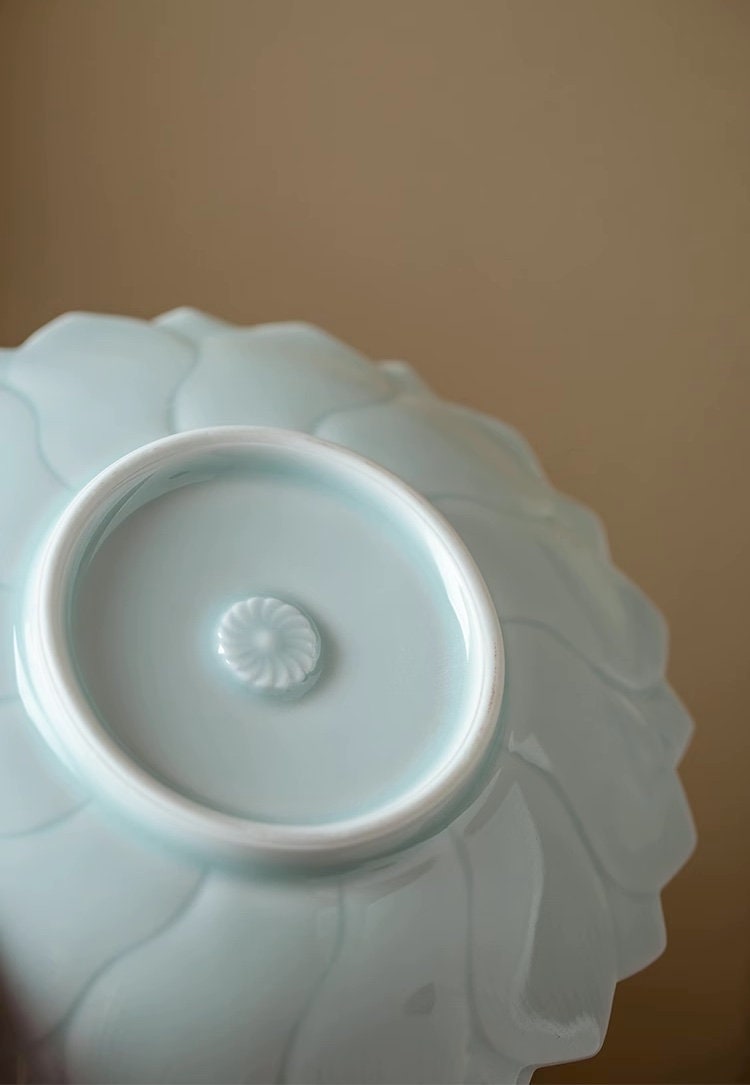 Gongfu Teapot Holder (Hu Cheng), Small Fruit Snack Platter for Gongfu Tea Table, Small Hand Carved Pattern Trays, 3 Styles 2 Colors