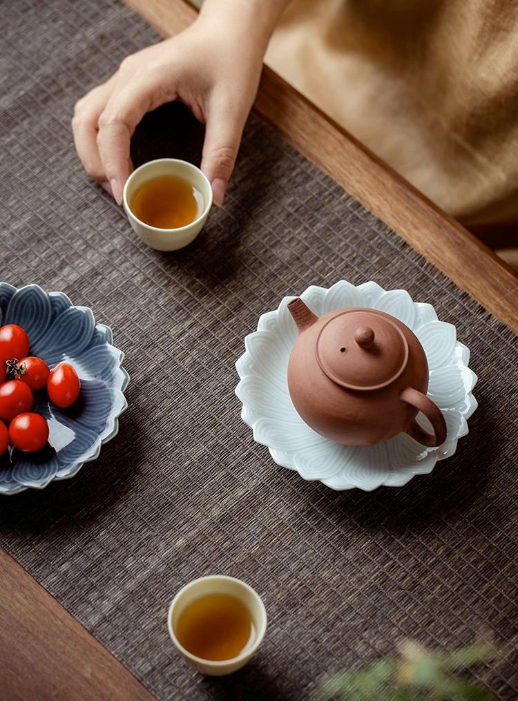 Gongfu Teapot Holder (Hu Cheng), Small Fruit Snack Platter for Gongfu Tea Table, Small Hand Carved Pattern Trays, 3 Styles 2 Colors