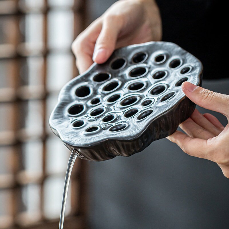 Ceramic Lotus Pod Gongfu Teapot Holder (Hu Cheng), Small Water Storage Teapot Holder, Creative Tea Tray, Kungfu Teapot Stand, 3 Colors