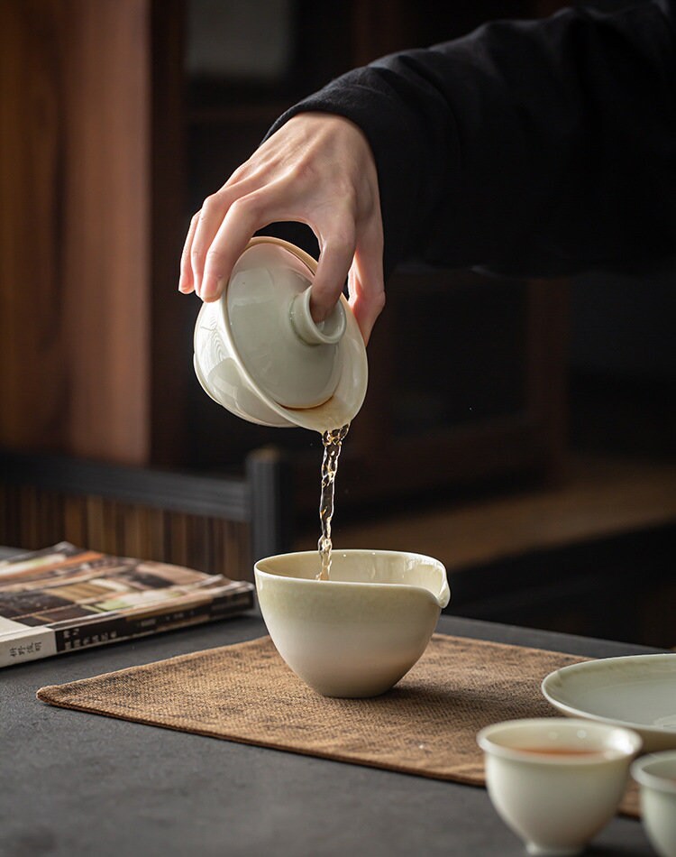 Complete Gaiwan Set for Gongfu Tea Ceremony, Wood Ash Glaze Thin Wall Gaiwan Set - 1 Gaiwan, 6 Cups, 1 Fairness Cup, and 1 Tea Basin