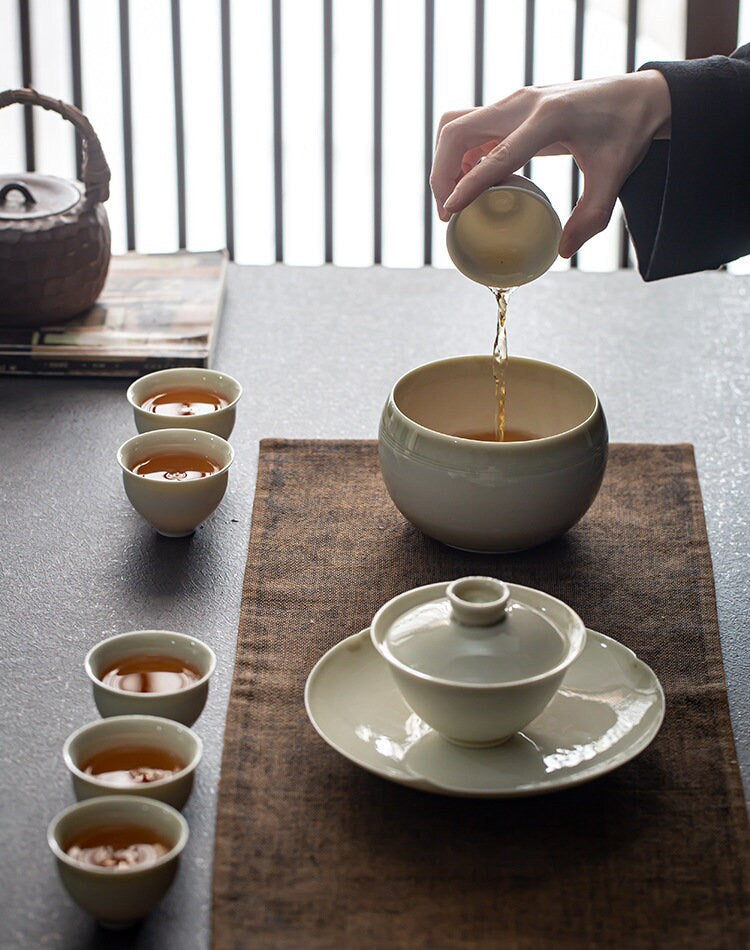Complete Gaiwan Set for Gongfu Tea Ceremony, Wood Ash Glaze Thin Wall Gaiwan Set - 1 Gaiwan, 6 Cups, 1 Fairness Cup, and 1 Tea Basin