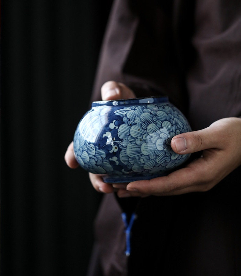Hand-Thrown Stoneware Tea Basin 800ml/27oz, Hand-Painted Blue White Ceramic Water Basin for Waste Water at Gongfu Tea Session, Jianshui