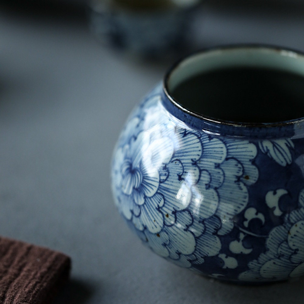 Hand-Thrown Stoneware Tea Basin 800ml/27oz, Hand-Painted Blue White Ceramic Water Basin for Waste Water at Gongfu Tea Session, Jianshui