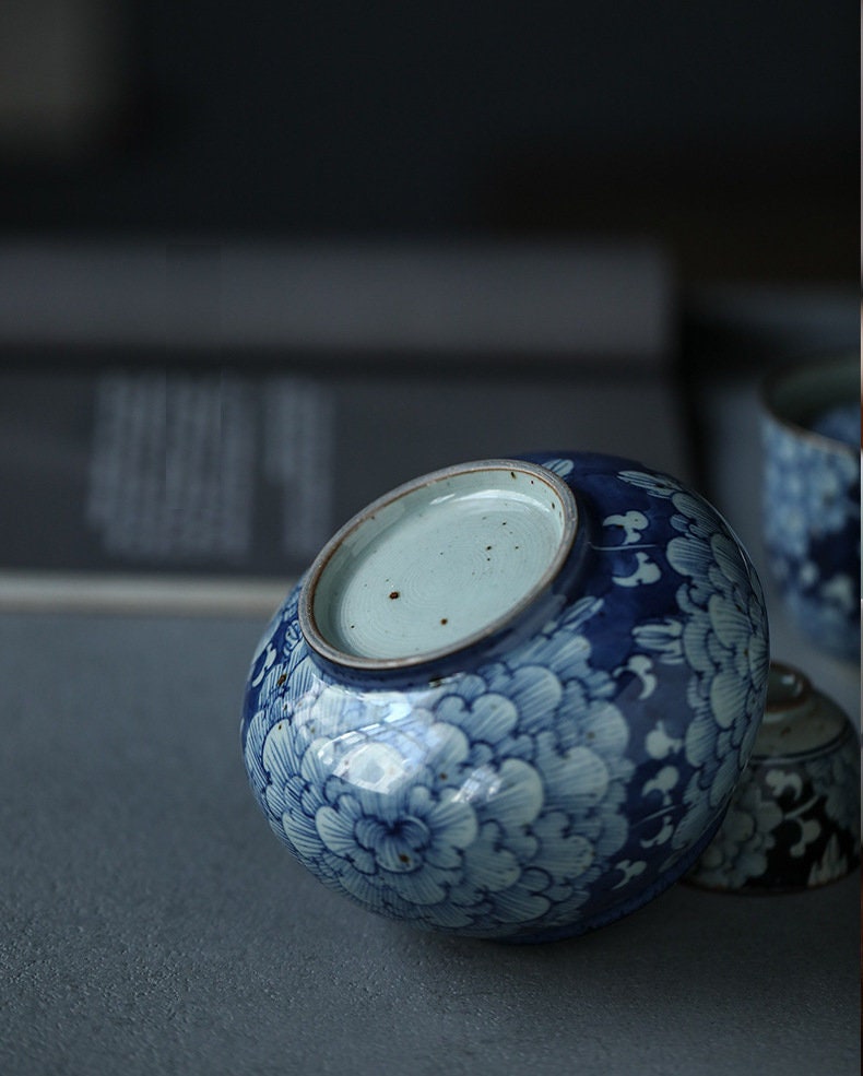 Hand-Thrown Stoneware Tea Basin 800ml/27oz, Hand-Painted Blue White Ceramic Water Basin for Waste Water at Gongfu Tea Session, Jianshui