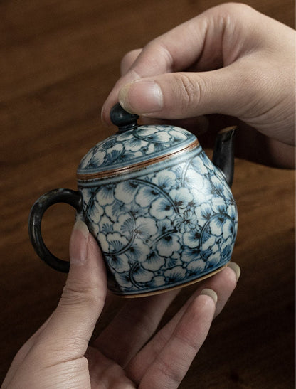 Fanggu Style Blue White Kungfu Teapot 150ml/5oz, Hand Painted Ginkgo Leaves Teapot, Jingdezhen Fine Chinese Teapot, Gongfu Tea Lovers Gift